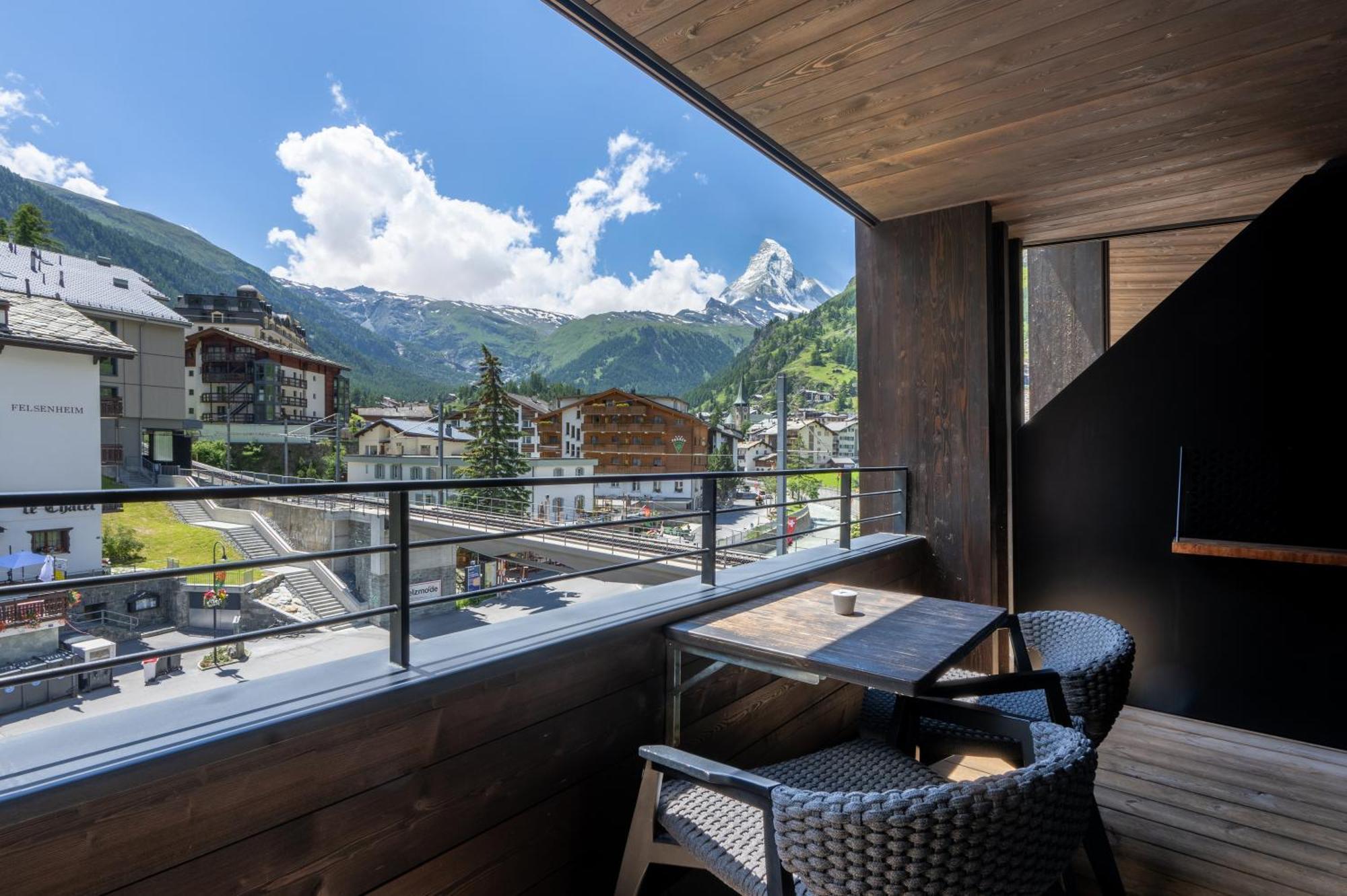 Hotel Zermama Zermatt Ngoại thất bức ảnh
